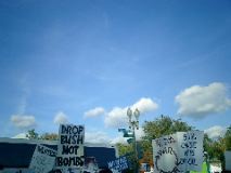 SUVs Cause Wars For Oil